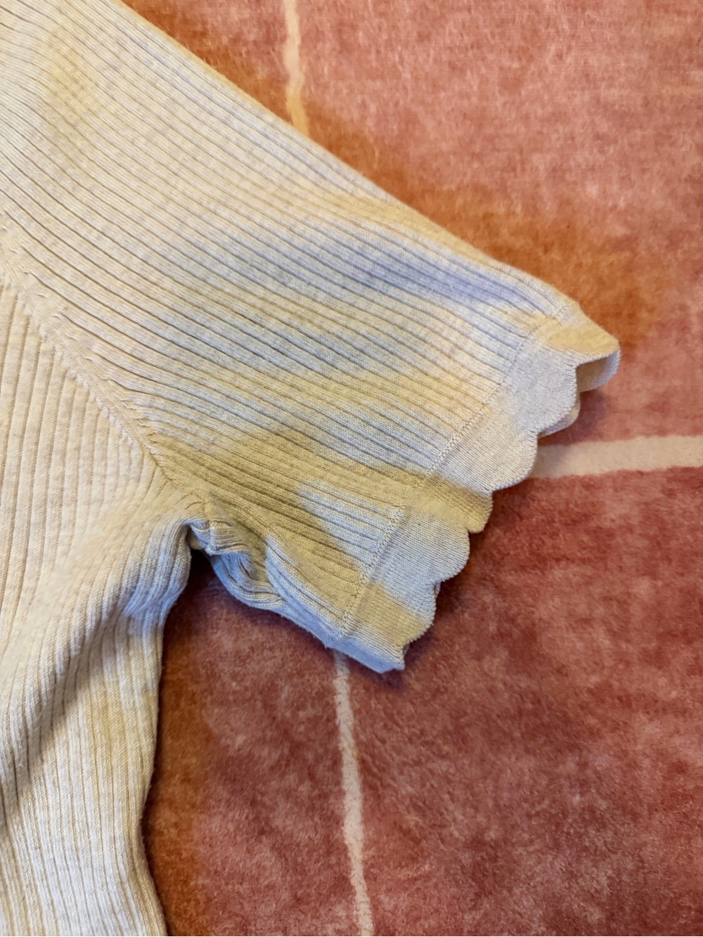 H&M Cream Ribbed Short Sleeve Ruffle-Edge Top - Picture 2 of 3